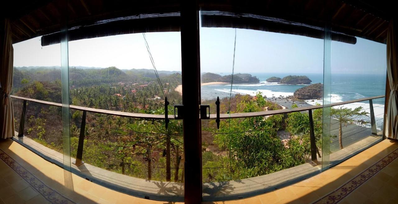 Batu Hill Villa Watukarung Exterior foto